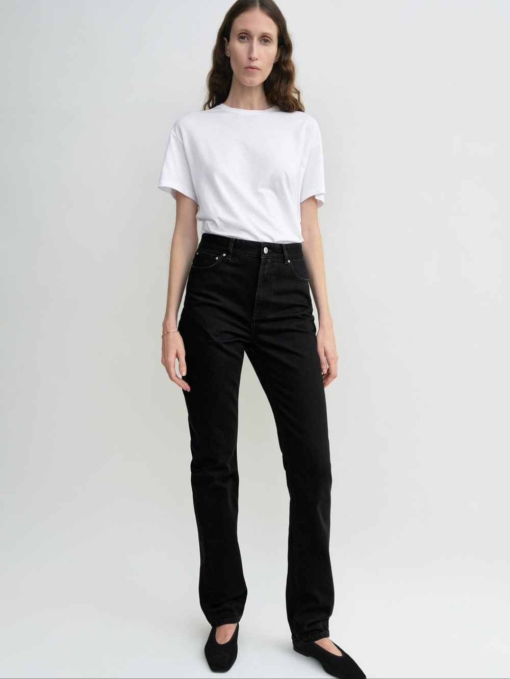 Toteme Regular Fot Slim Straight High Rise Jeans